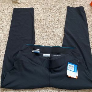 (NWT!!) Columbia Athletic Active Fit Black Crop Skinny Leg Pants